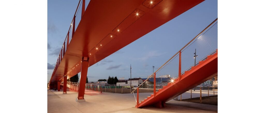 Passerelle du Millénaire 4
